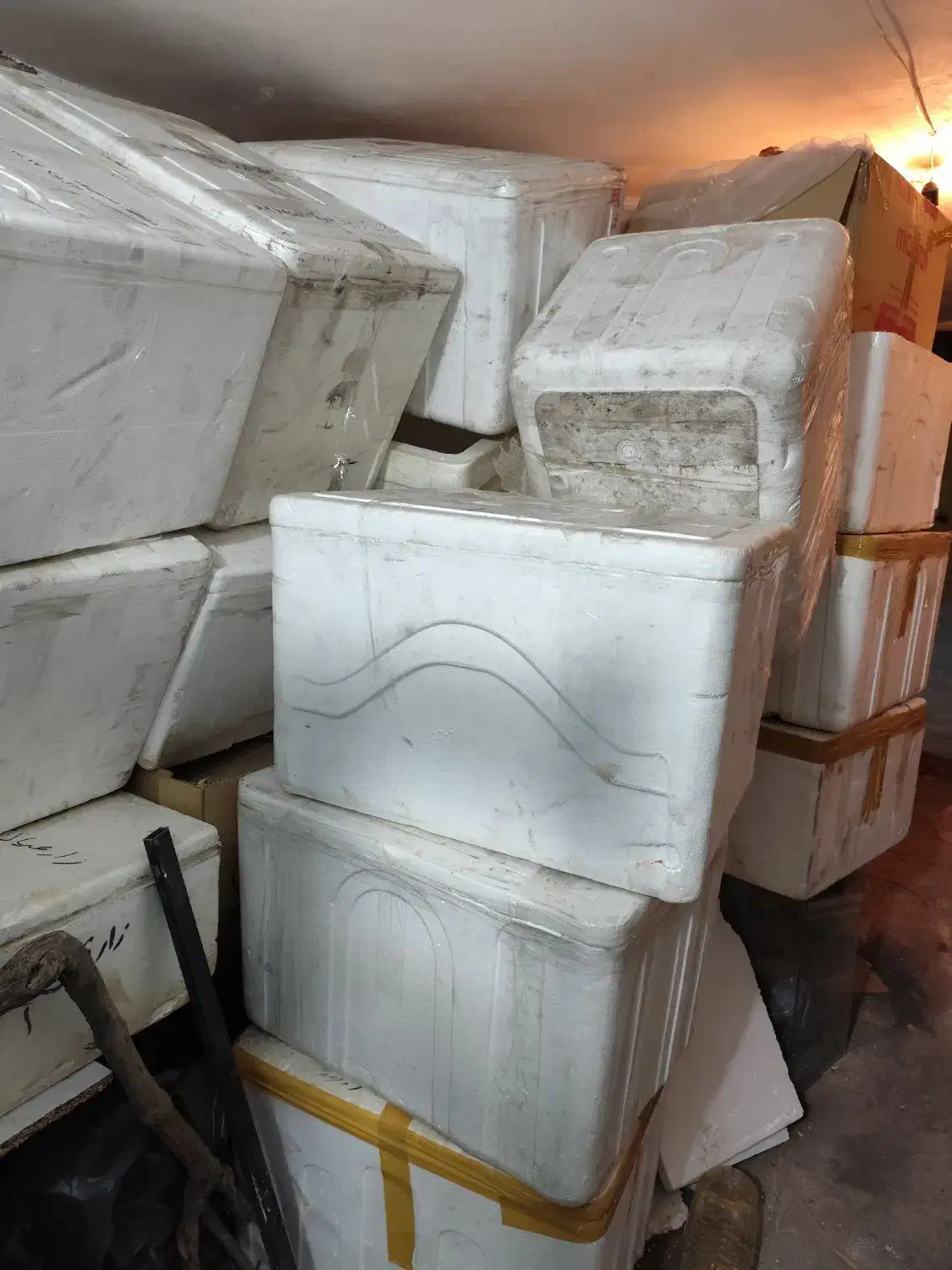 فروش یخدان یونولیت . فومی|ظروف نگهدارنده، پلاستیکی، یک‌بارمصرف|جهرم, |دیوار