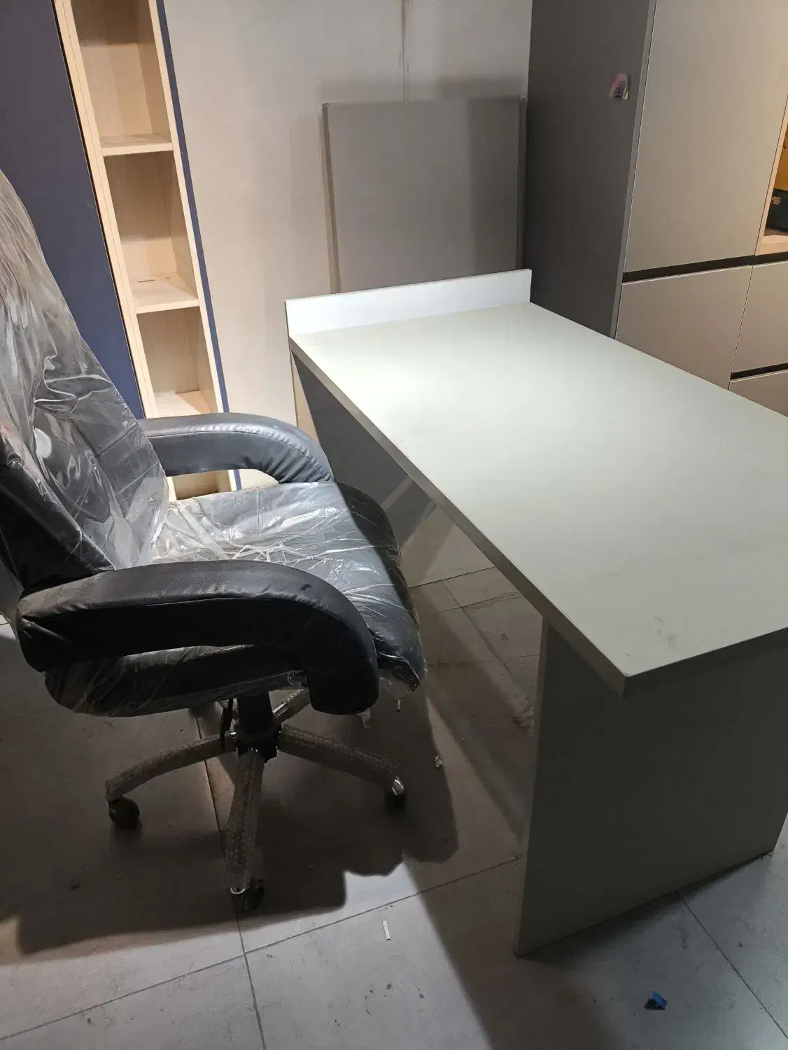 میز و صندلی مدیریت|مبلمان اداری|تهران, مشیریه|دیوار