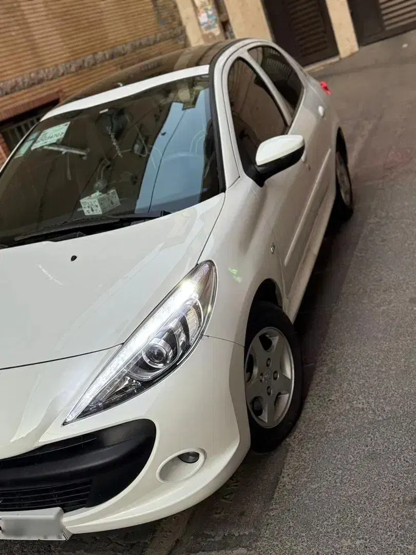 پژو ۲۰۷ دنده اتوماتیک پانوراما ارتقاء یافته|خودرو سواری و وانت|تهران, دهونک|دیوار