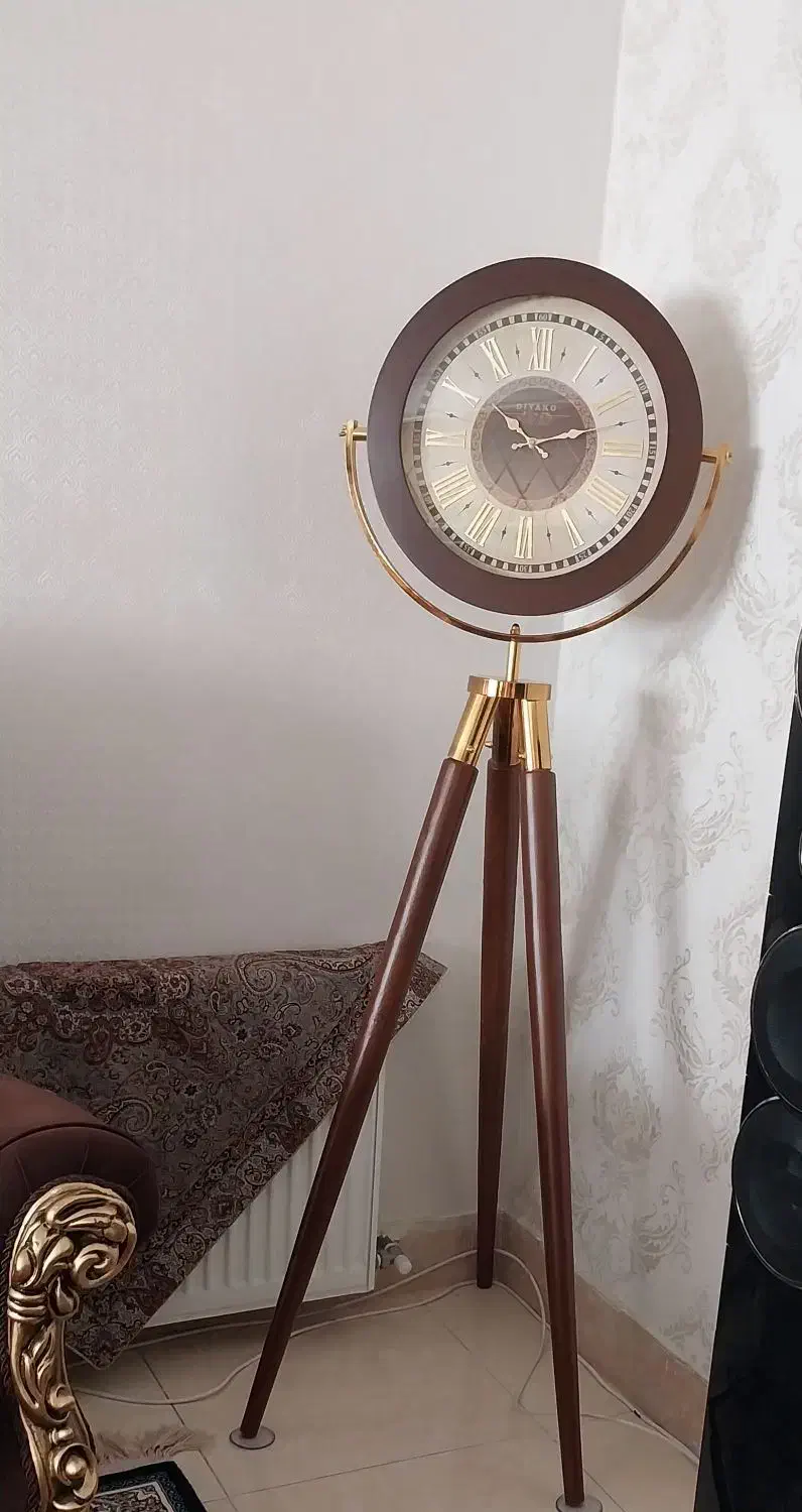 ساعت کنار سالونی|ساعت|قم, پردیسان|دیوار