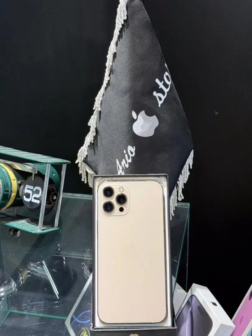 فروش ویژه  آیفون با روزی ۱۵۰ تومن تا ۲۵۰ تومن|موبایل|تهران, گیشا|دیوار