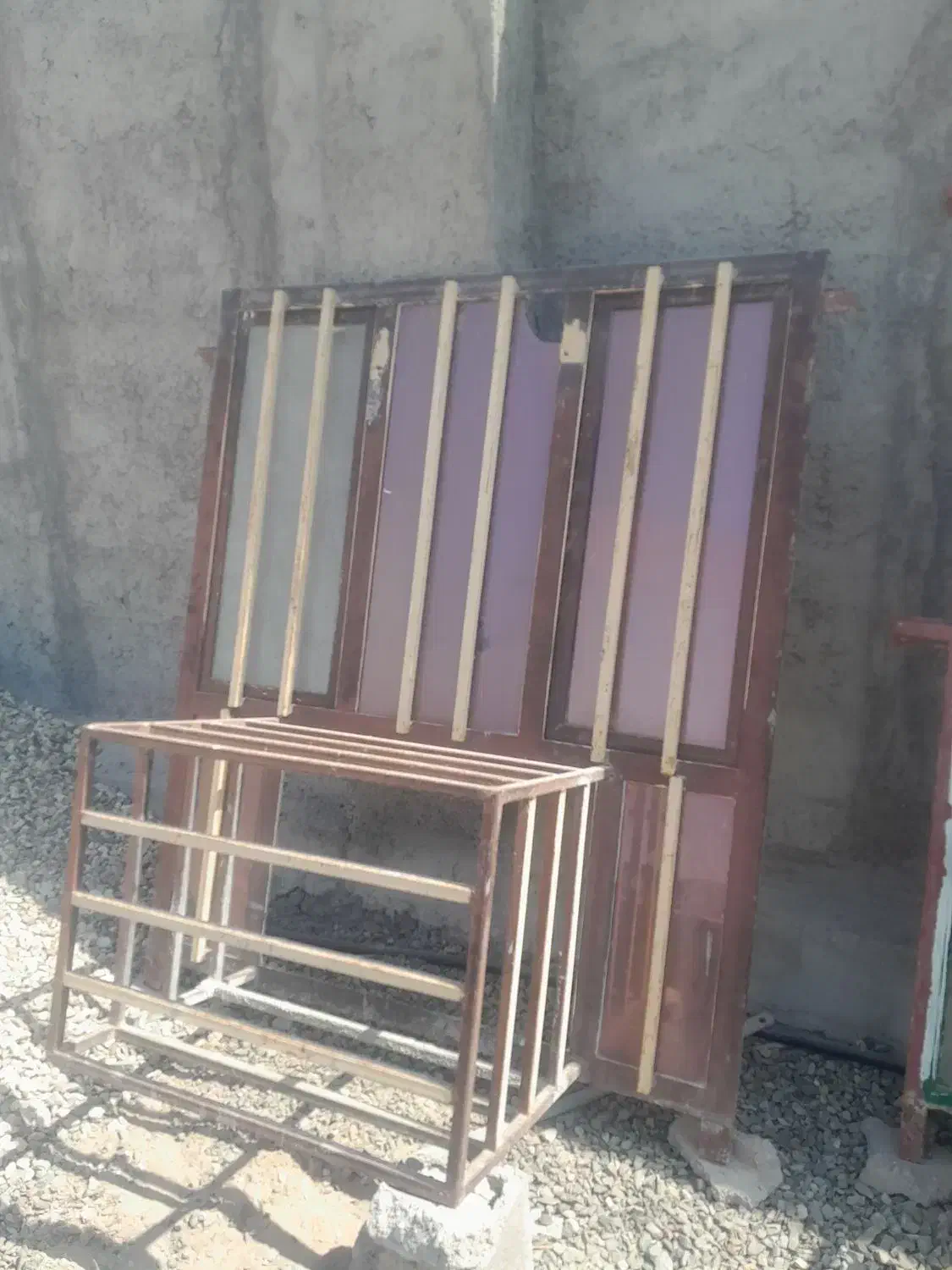 پنجره آهنی اطراف بندرلنگه(گزیر)|مصالح و تجهیزات ساختمان|بندرلنگه, |دیوار