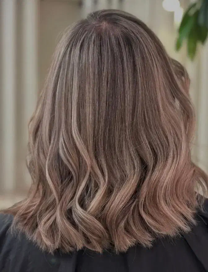 رنگ و لایت تخفیف ویژه و طرح چکی به مناسبت روز مادر|خدمات آرایشگری و زیبایی|نجفآباد, بازار|دیوار