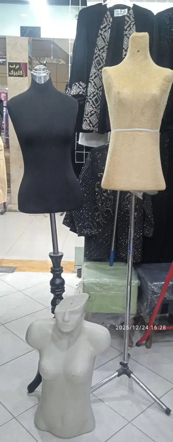 نیم تنه|حراج|شیراز, لب آب|دیوار