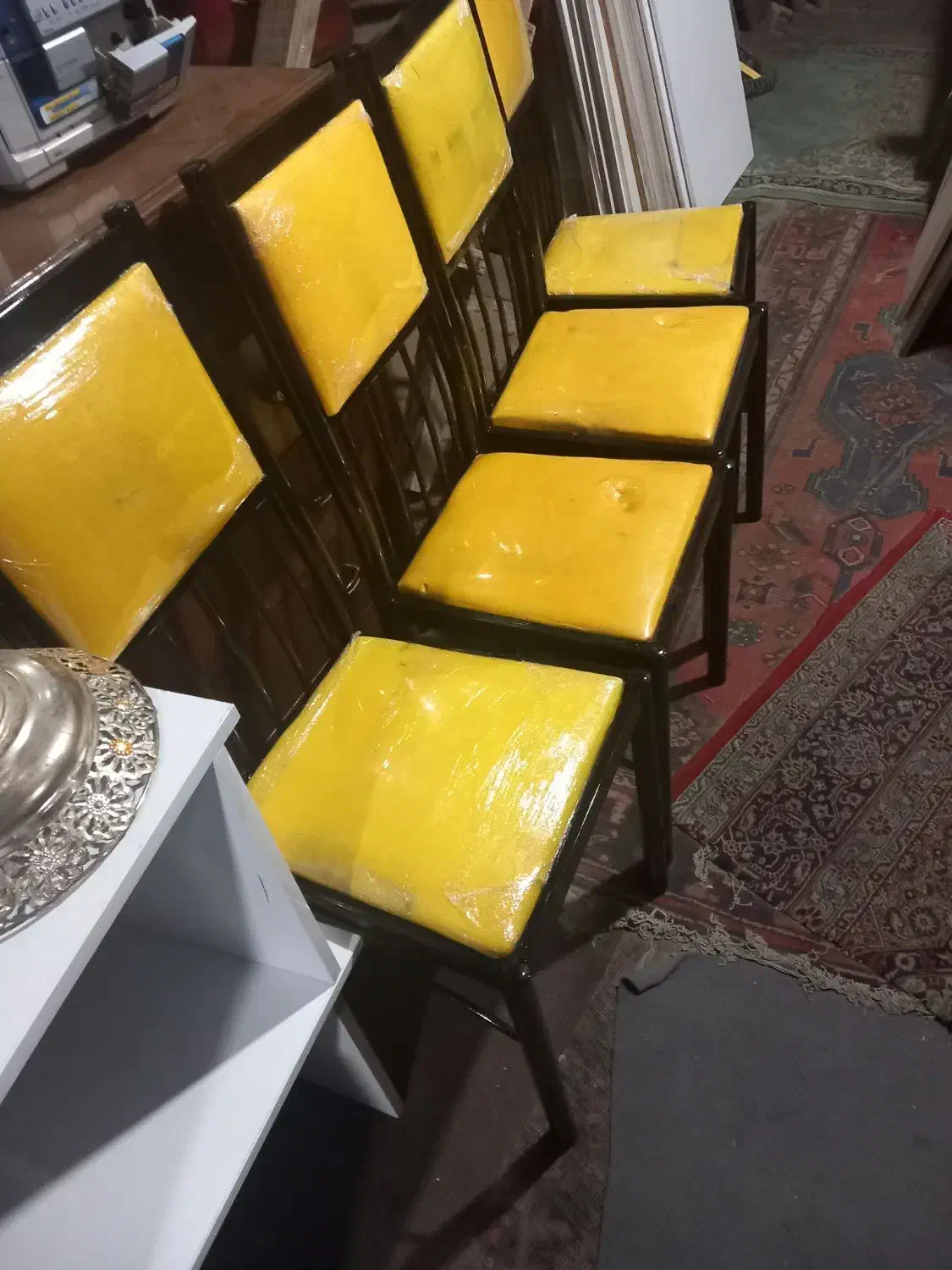 صندلی|میز و صندلی غذاخوری|زنجان, |دیوار