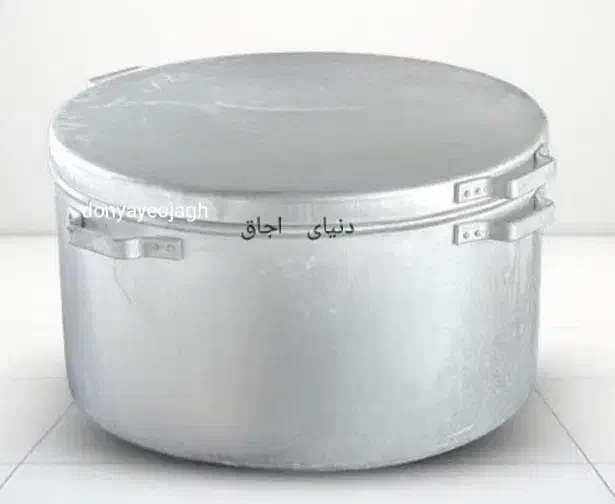 دیگ روحی|ظروف پخت‌وپز|قم, باغ پنبه|دیوار