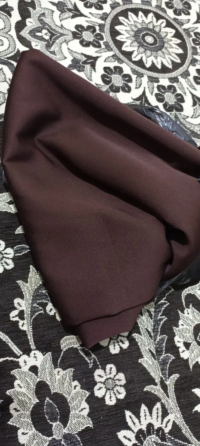 پارچه|لباس|چرام, |دیوار