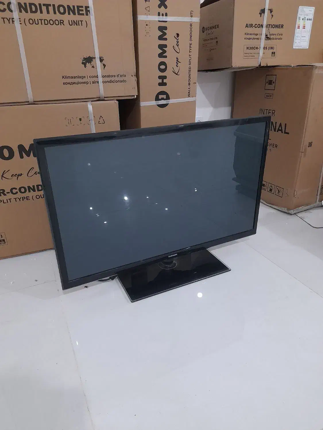 تلویزیون ۴۲ اینج سامسونگ نو کم کارکرد|تلویزیون و پروژکتور|تنکمان, |دیوار