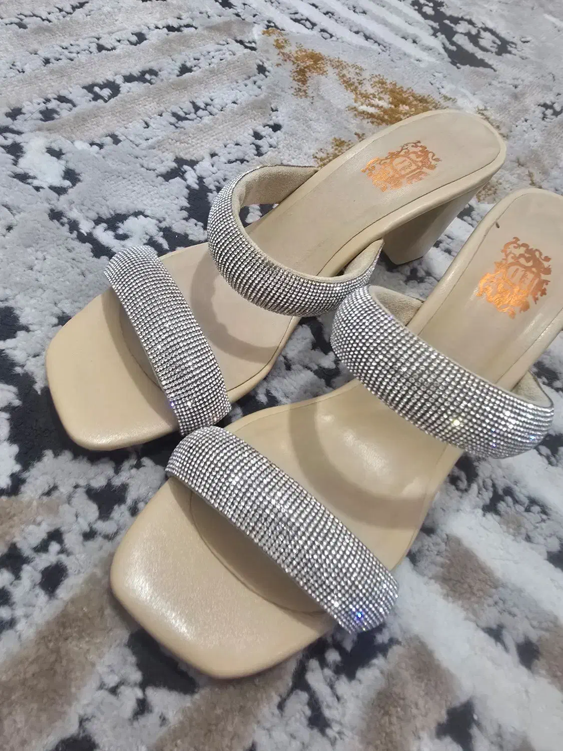 کفش|کیف، کفش، کمربند|رامهرمز, |دیوار