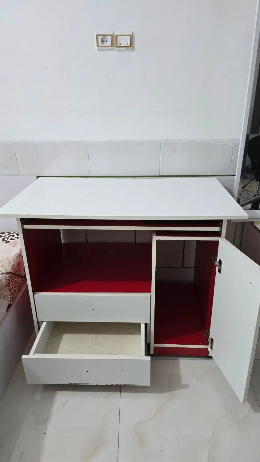 میز کامپیوتر یا تحریر|میز تحریر و کامپیوتر|لنجان, |دیوار