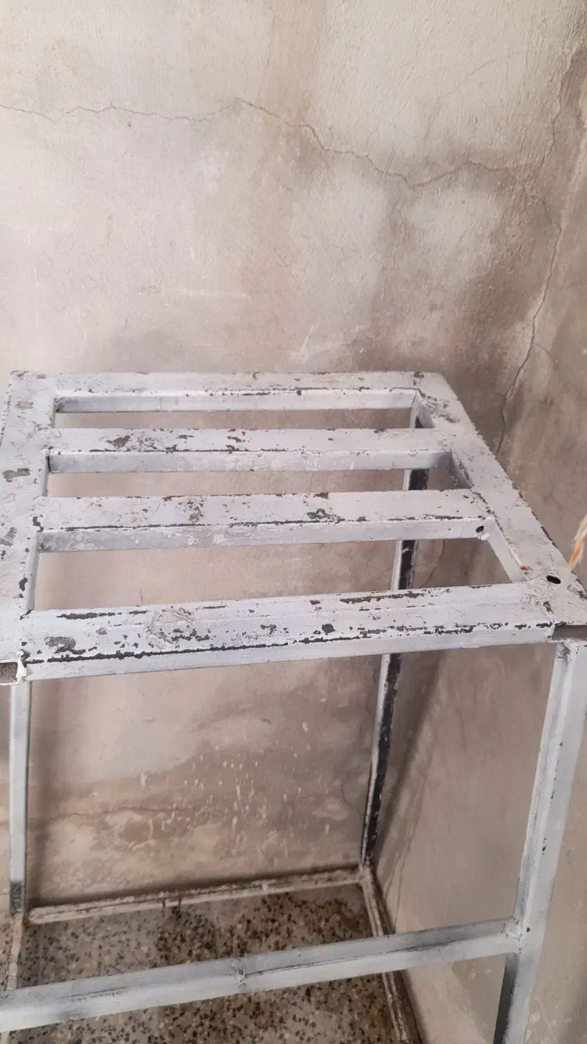 چهارپایه|صندلی و نیمکت|کرمانشاه, |دیوار