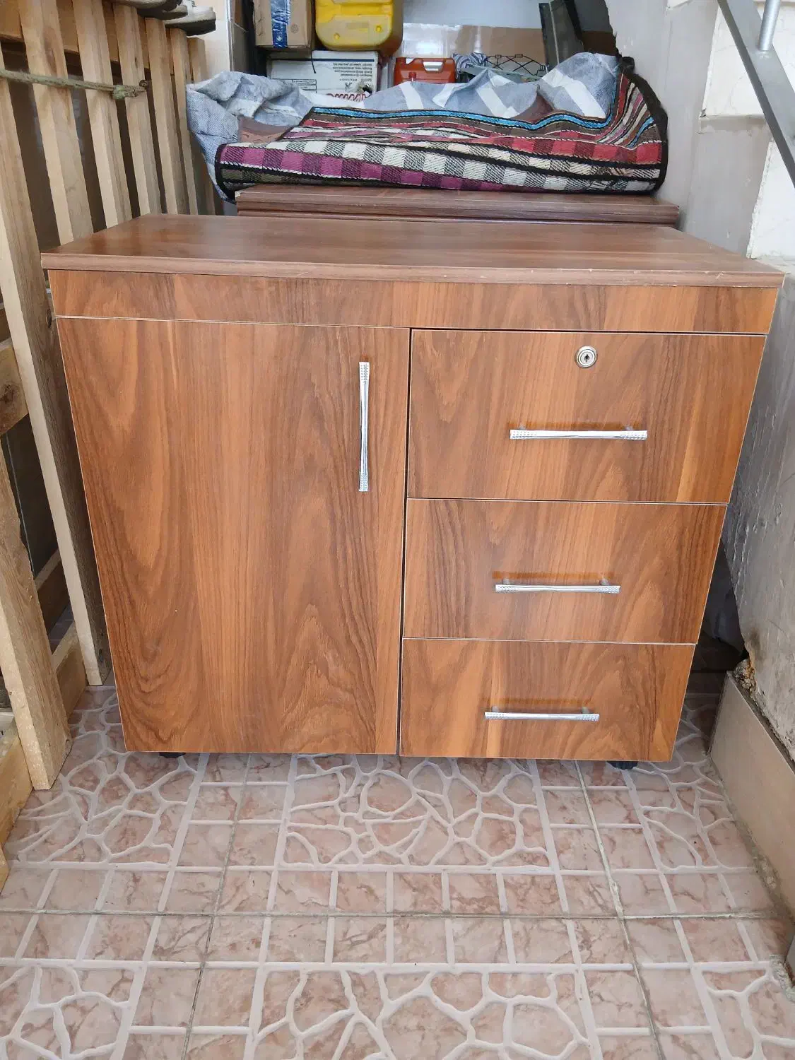 میز اداری|مبلمان اداری|مهاباد (آذربایجان غربی), |دیوار