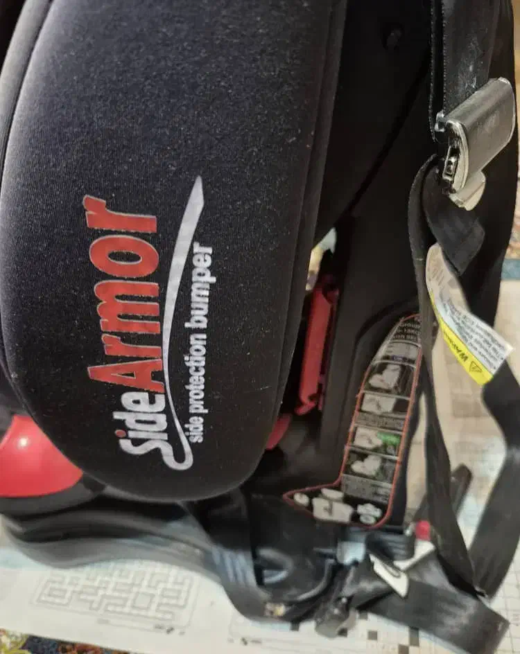 صندلی کودک|تخت و صندلی بچه|رشت, منظریه|دیوار