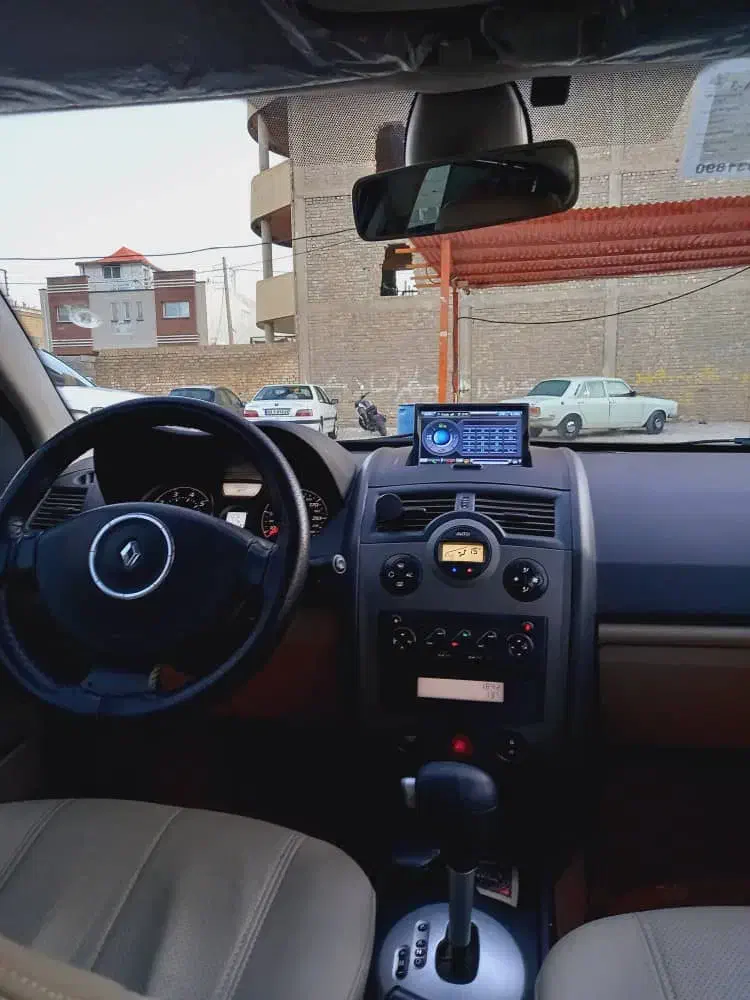 مگان 2000اتومات وارداتی|خودرو سواری و وانت|لردگان, |دیوار