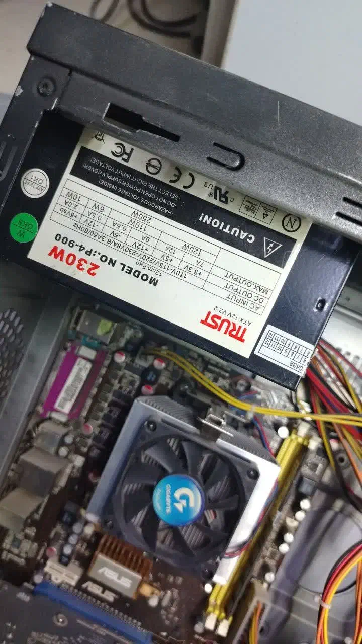 کیس با SSD و ویندوز آماده|رایانه رومیزی|کاشان, دروازه فین|دیوار