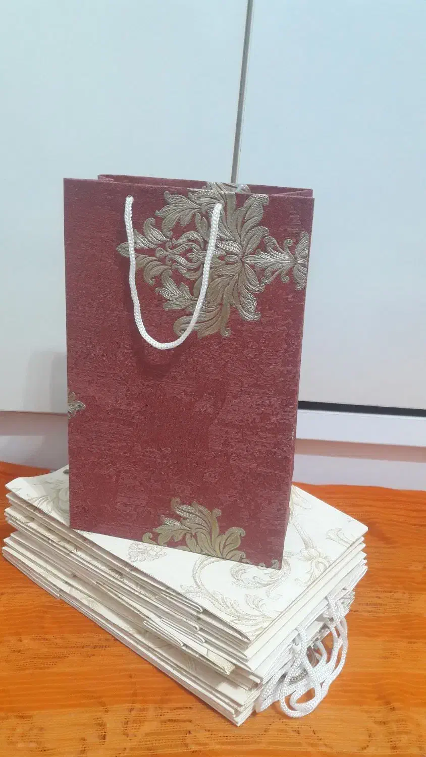 پاکت پول ۱۵۰۰ و پاکت سکه و جعبه|لوازم التحریر|زنجان, |دیوار