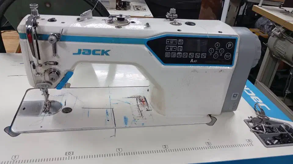 چرخکار ماهر و نیمه ماهر . خیاط . وسطکار|استخدام هنری و رسانه|تهران, افسریه شمالی|دیوار