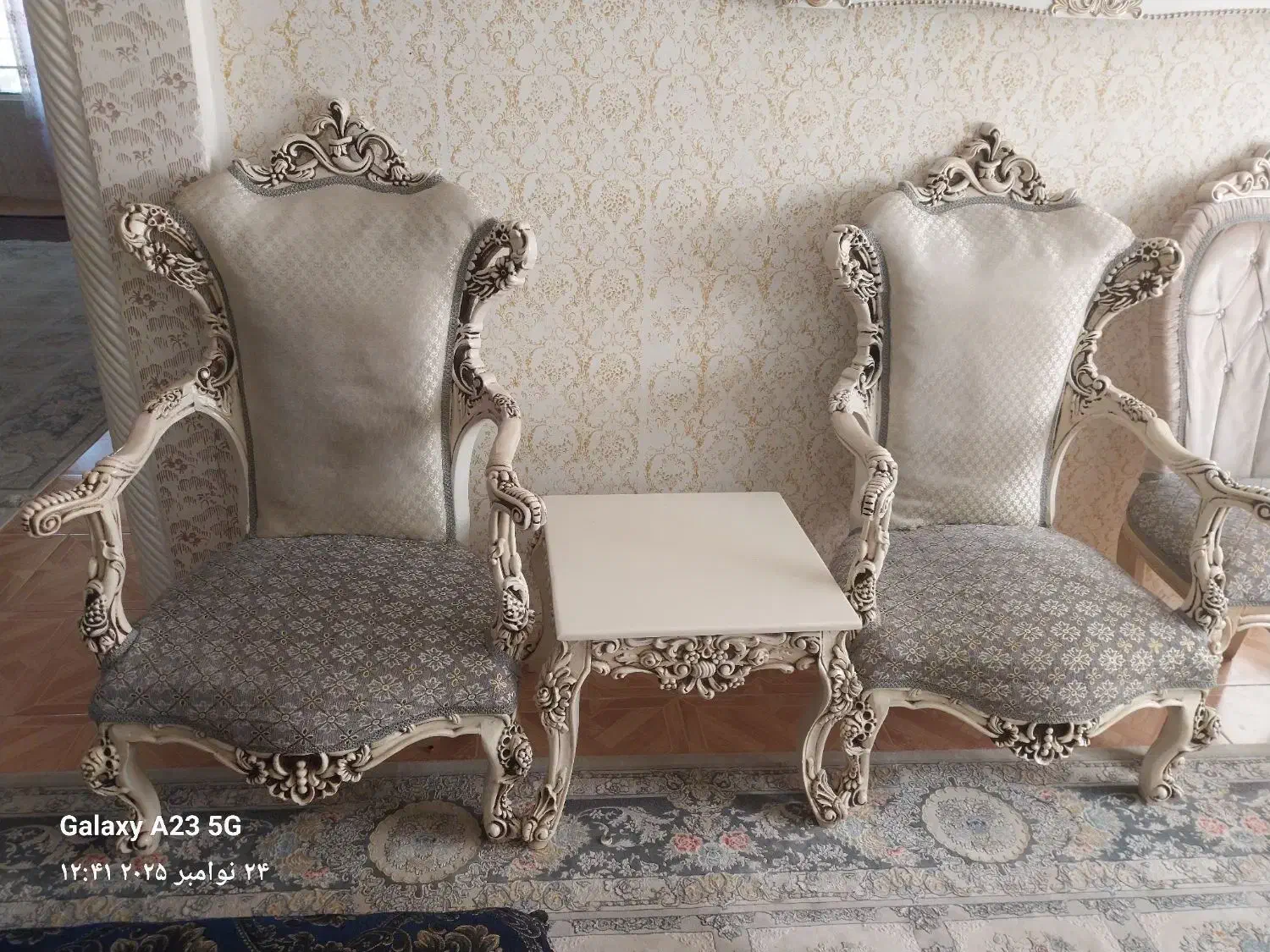 مبل‌هشت‌نفر|مبلمان خانگی و میز عسلی|بومهن, |دیوار