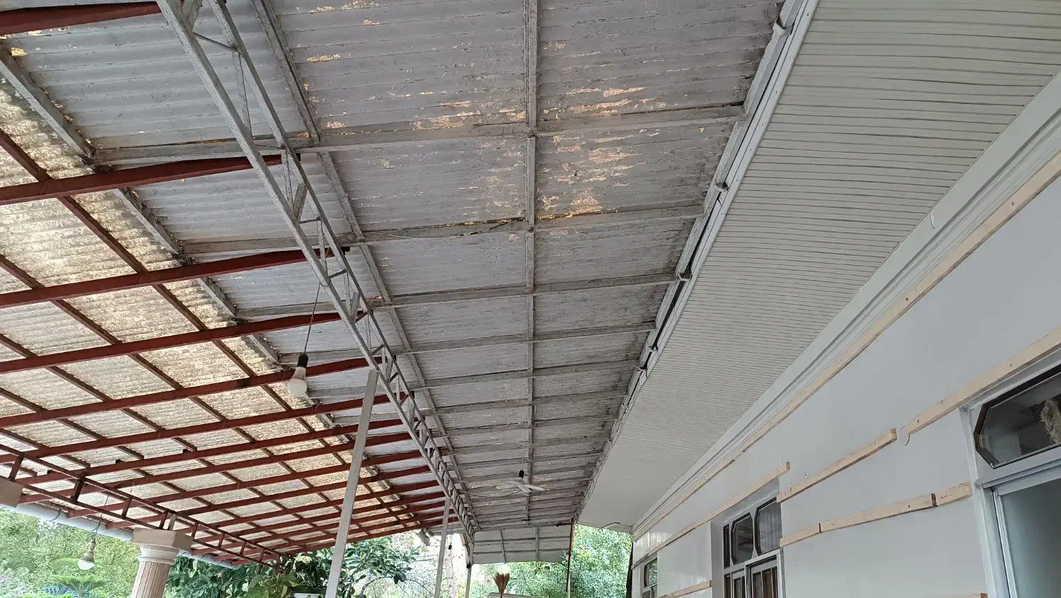 نصب حلب شیروانی ، پرسیانا ، سایه روشن ، آمسترانگ|خدمات پیشه و مهارت|لاهیجان, لیالستان|دیوار