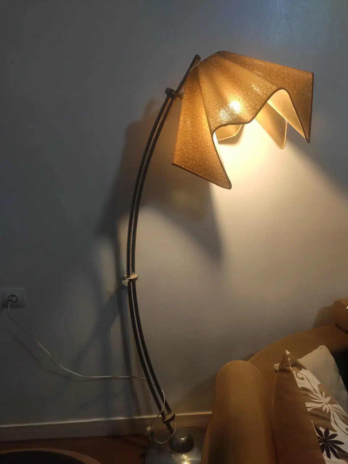 آباژور|چراغ خواب و آباژور|دوگنبدان, |دیوار