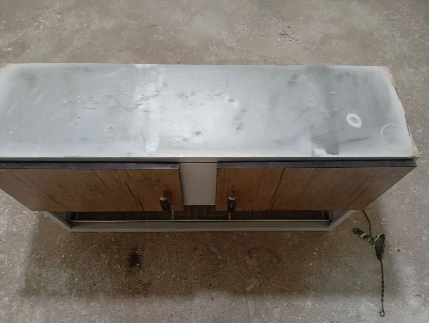 ابچکان|آب‌چکان و نظم‌دهنده ظروف|کرمانشاه, |دیوار