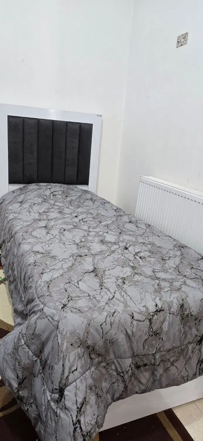 تخت خواب یک نفره|تخت و سرویس خواب|تربتحیدریه, قائم|دیوار