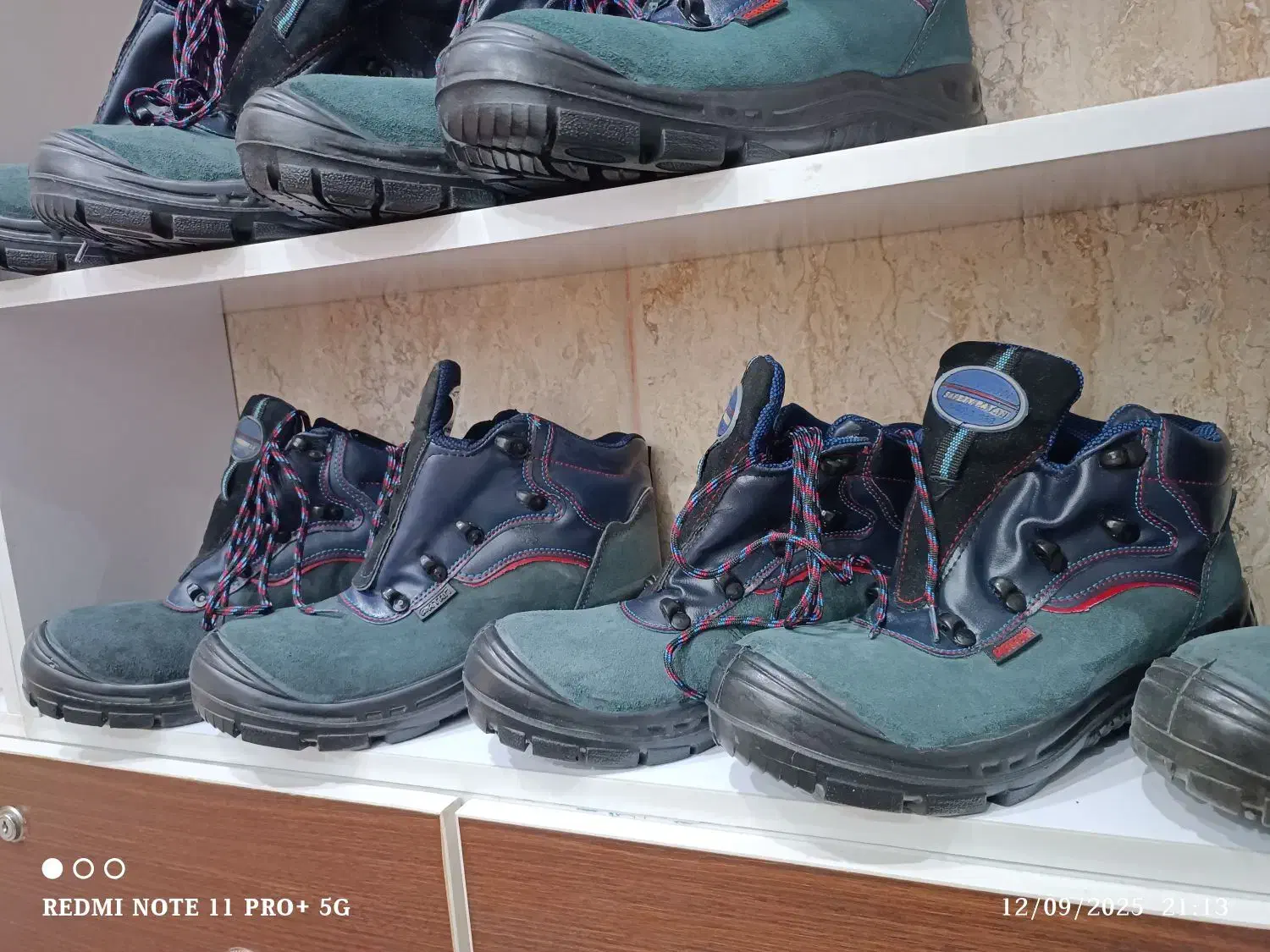 کفش کار ضد آب مدل لیونا|کیف، کفش، کمربند|میبد, |دیوار