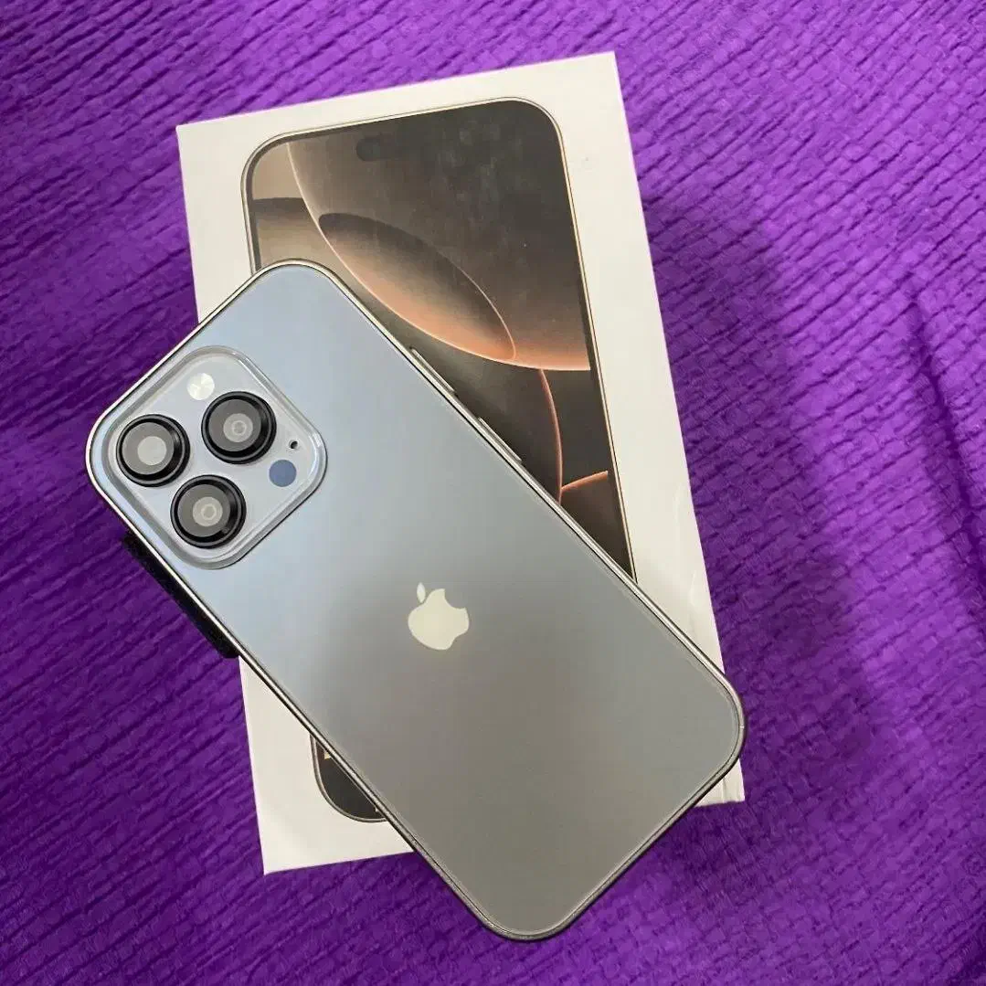 آیفون مینی مدل 16پرومکس سایز صفحه ۴ونیم اینج|موبایل|خرمآباد, |دیوار