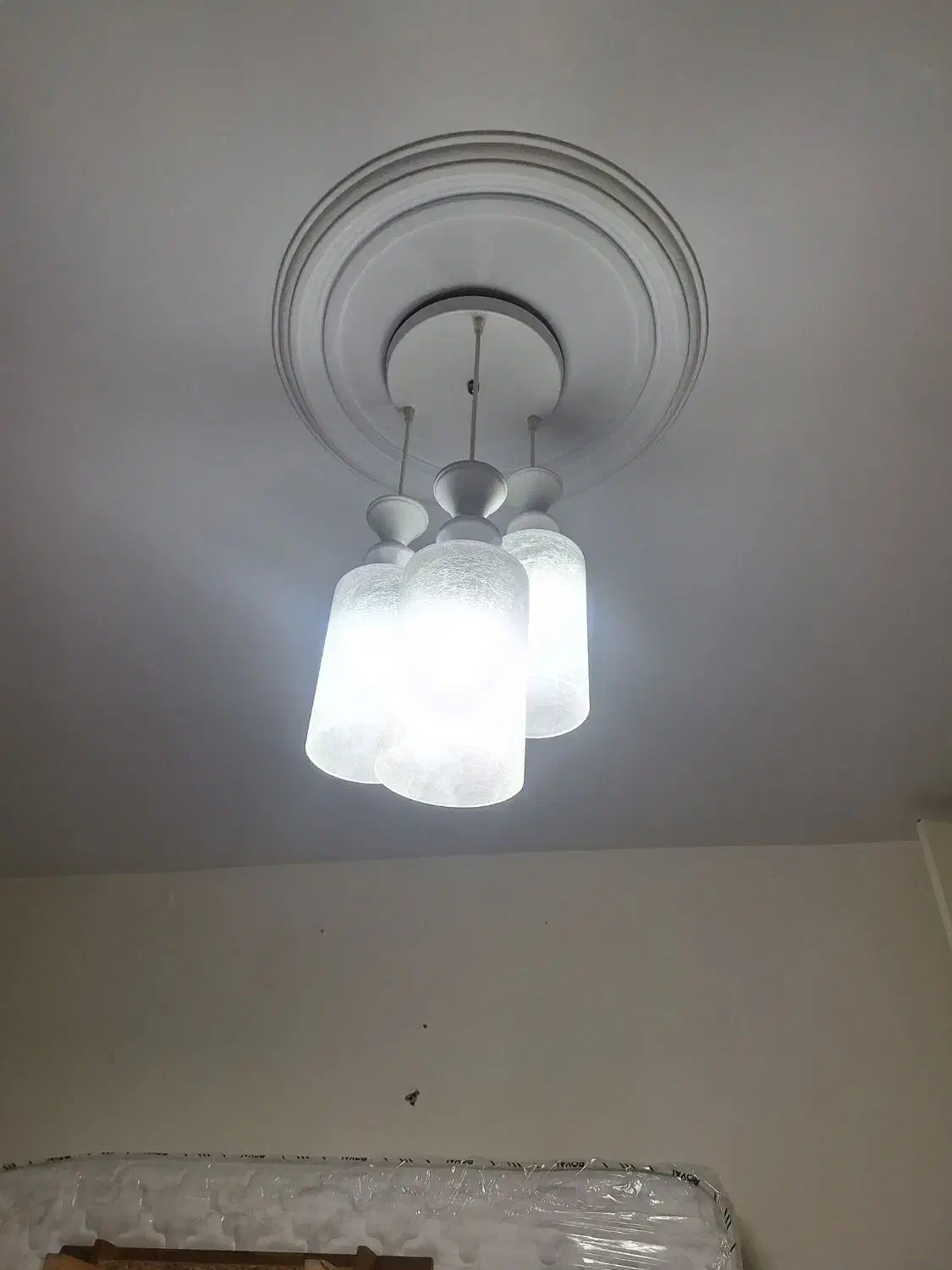 لوستر|لوستر و چراغ آویز|پردیس, فاز ۱۱|دیوار