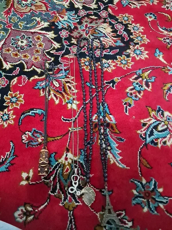 گردنبند|بدلیجات|قم, ولیعصر|دیوار