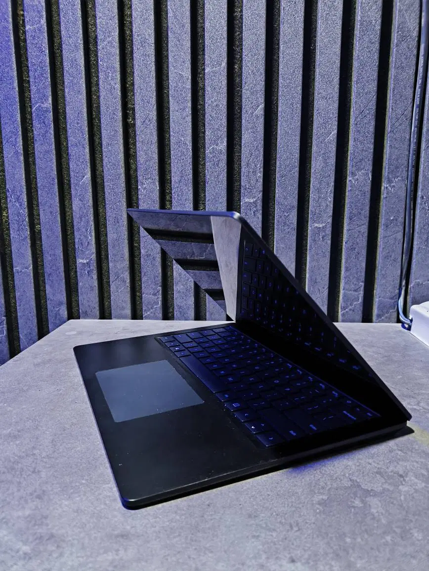 surface laptop 4|رایانه همراه|قم, جهان بینی|دیوار