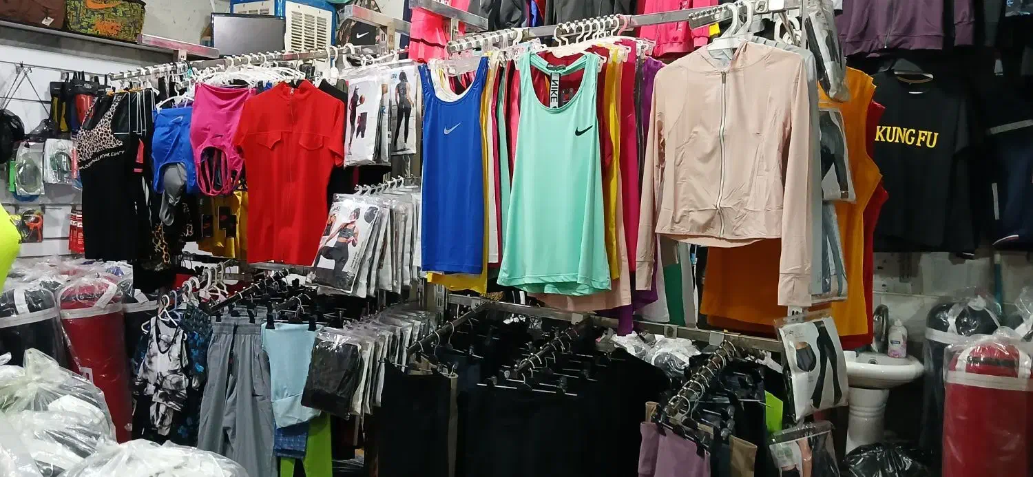 لباس ورزشی زنانه|لباس|کرج, حصارک بالا|دیوار