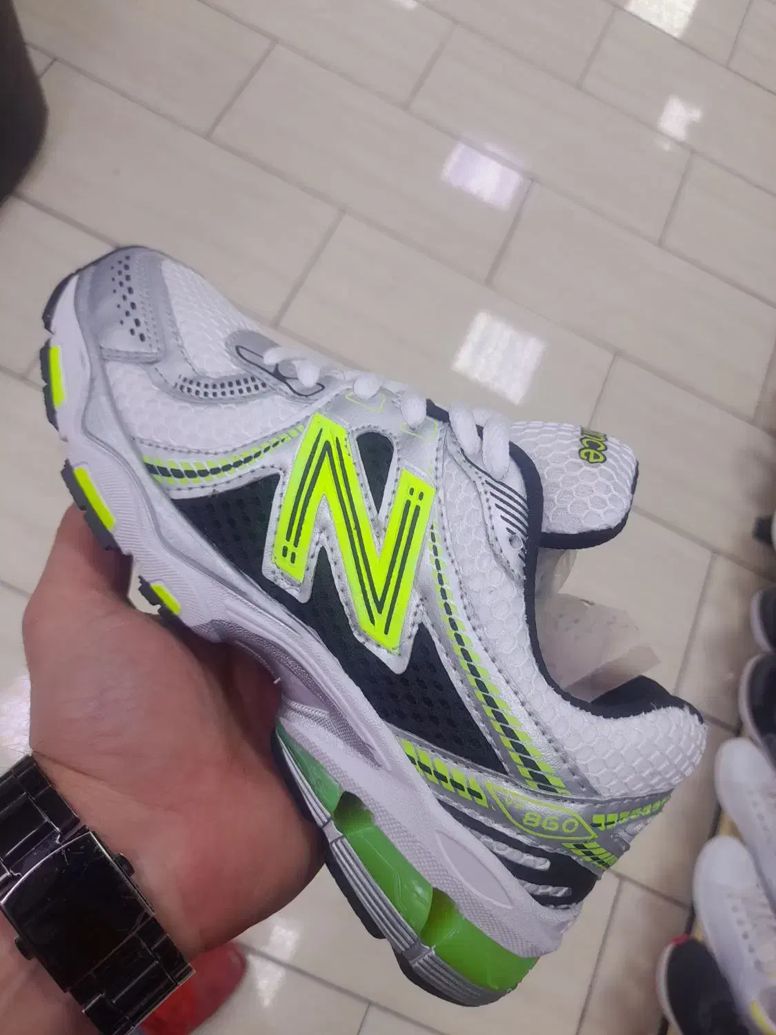 کتونی تک و عمده یک سوم قیمت بازار|کیف، کفش، کمربند|فلارد, |دیوار