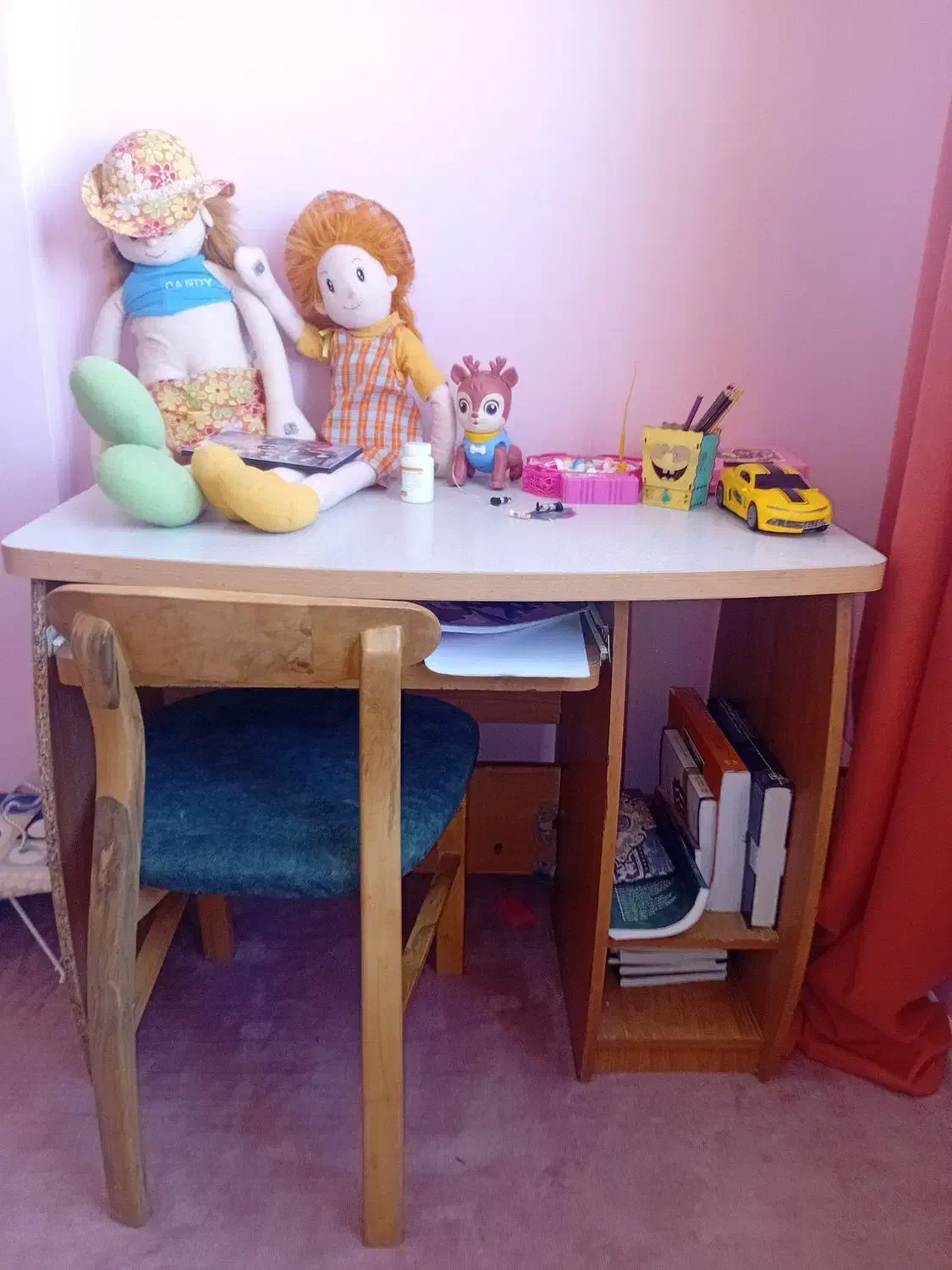 میز کامپیوتر و کمد لباس|میز تحریر و کامپیوتر|گلبهار, شهر جدید گلبهار|دیوار