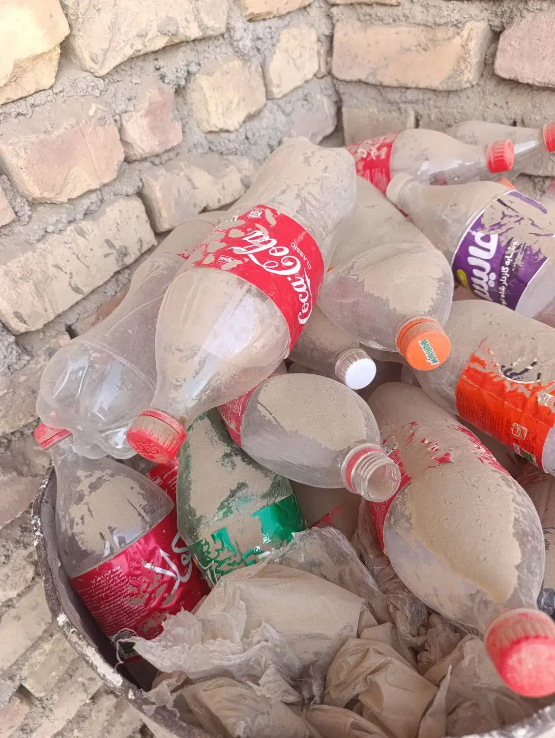 بطری 1/5و 2لیتری|ظروف نگهدارنده، پلاستیکی، یکبارمصرف|زهک, |دیوار