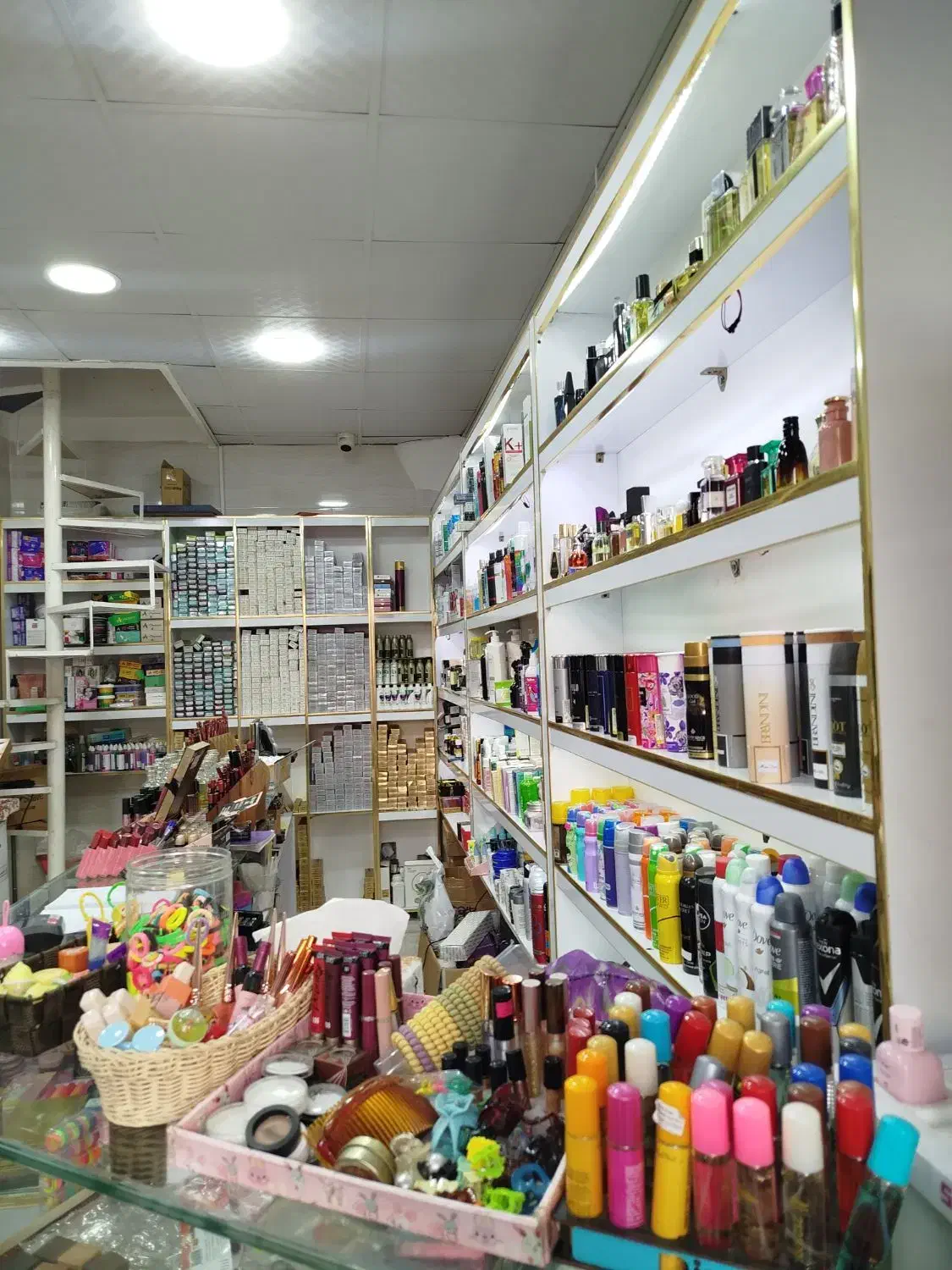 دکور مغازه|فروشگاه و مغازه|رشت, پیرکلاچای|دیوار