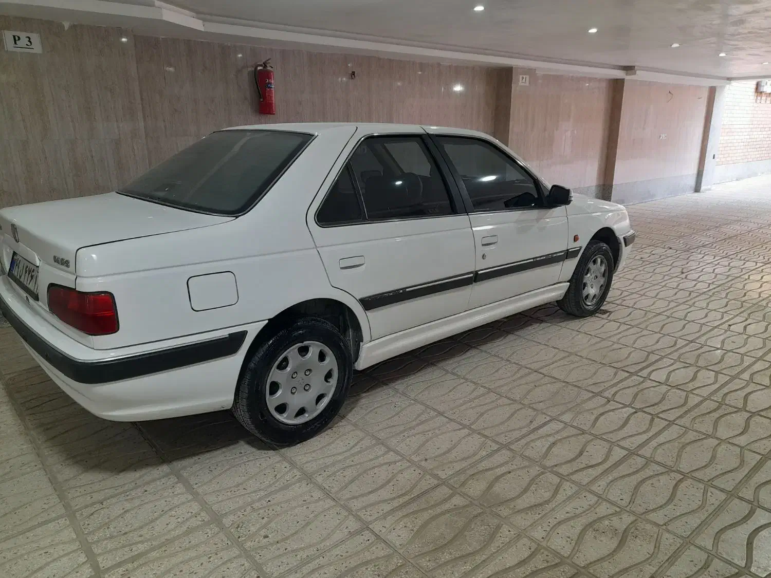 پژو پارس مدل ۱۳۹۶ خانگی تمیز سالم (معاوضه هم دارم)|خودرو سواری و وانت|اصفهان, شهرک امام خمینی|دیوار