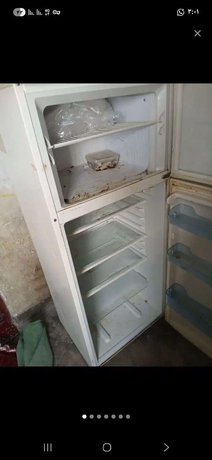 یخچال|یخچال و فریزر|سرباز, |دیوار