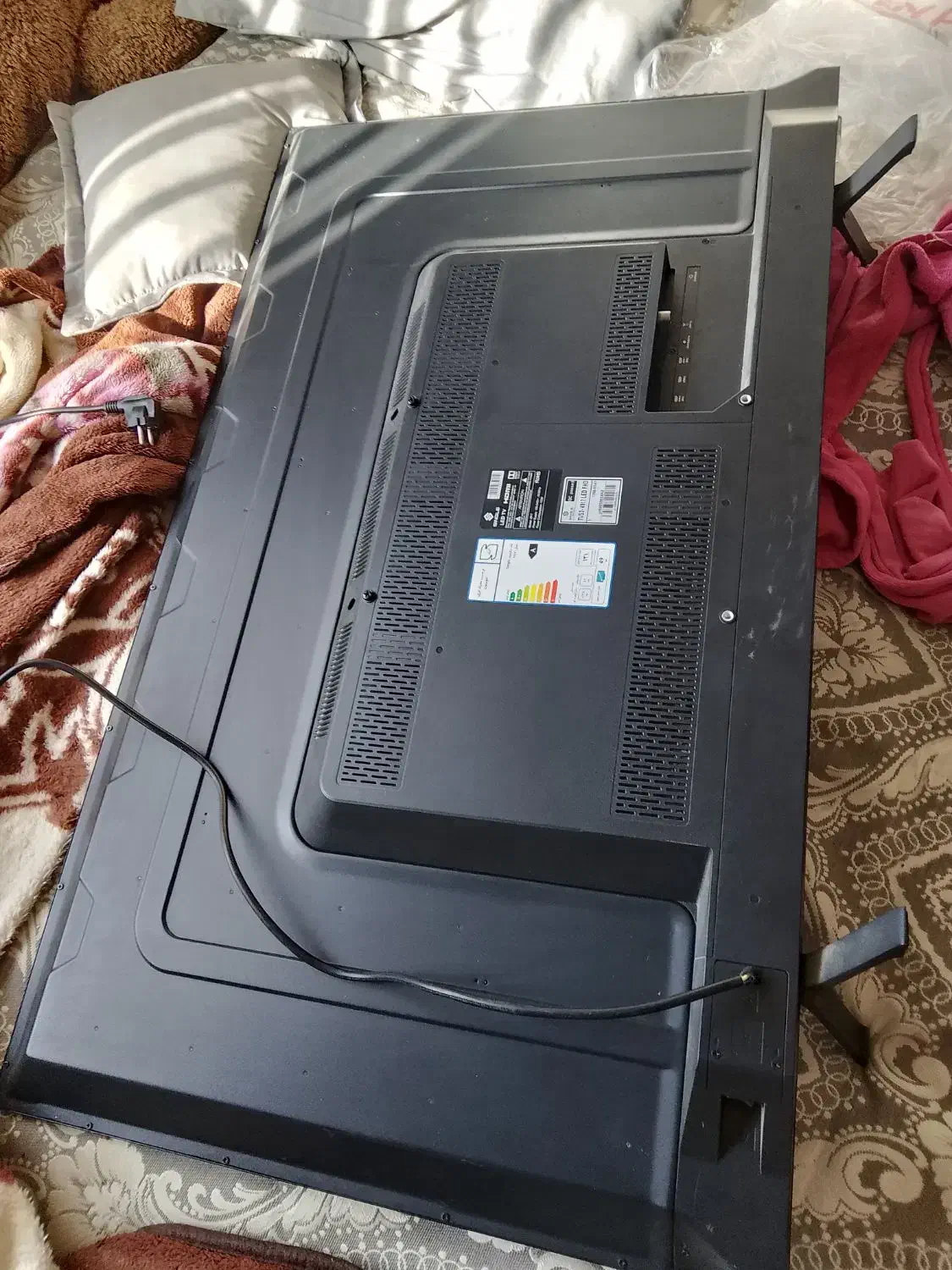 تلویزیون ۴۹اینچ لطفاً کامل بخونید|تلویزیون و پروژکتور|گلبهار, شهر جدید گلبهار|دیوار