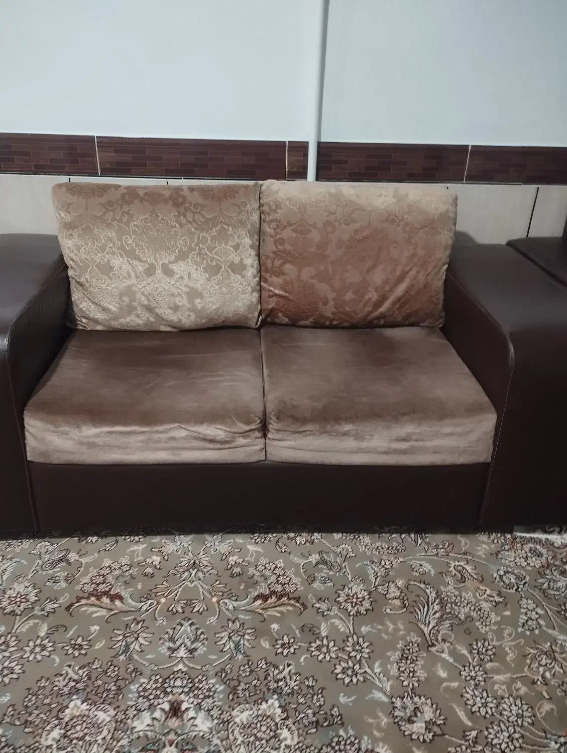 مبلمان راحتی هفت نفره|مبلمان خانگی و میز عسلی|کنگاور, |دیوار