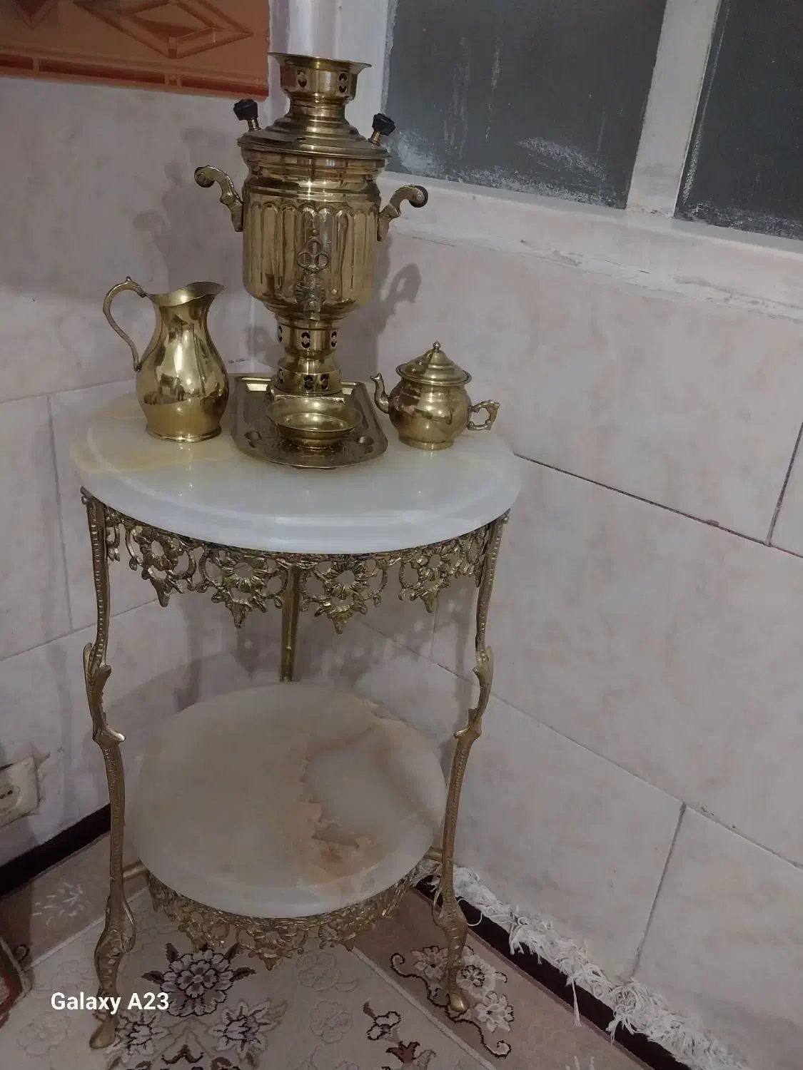 میز برنجی|صنایع دستی و سایر لوازم تزئینی|اقبالیه, |دیوار