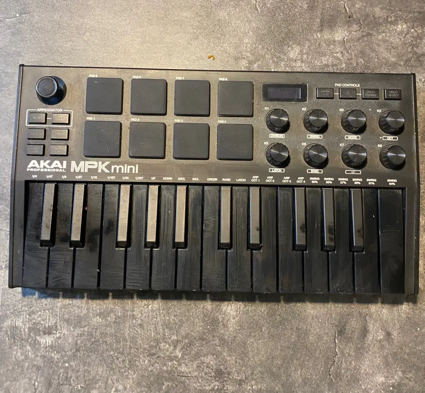 کنترلر Akai mpk mini|آلات موسیقی|تهران, شهرک گلها|دیوار