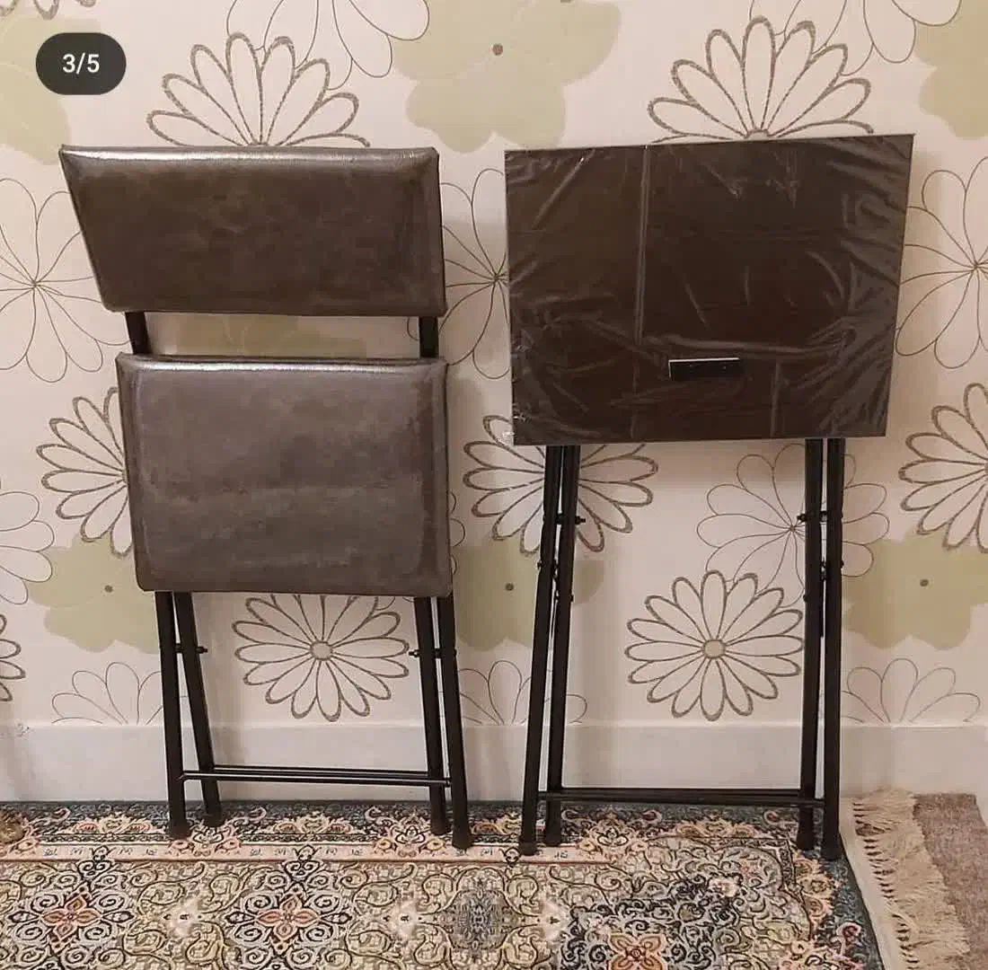 میز نماز باکس دار و صندلی ی|صندلی و نیمکت|قم, باغ کرباسی|دیوار