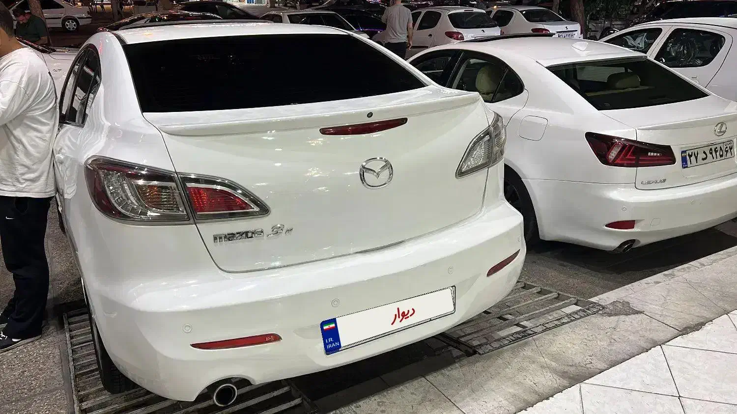 مزدا ۳ نیو مدل ۱۳۹۰ رنگدار فنی در حد|خودرو سواری و وانت|شیراز, سینما سعدی|دیوار