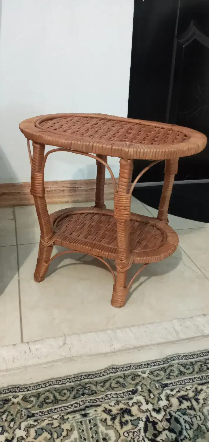 میز|مبلمان خانگی و میز عسلی|رشت, حمیدیان|دیوار