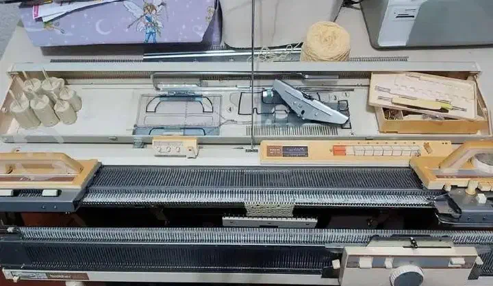 ماشین بافتنی|لوازم خیاطی و بافتنی|تسوج, |دیوار