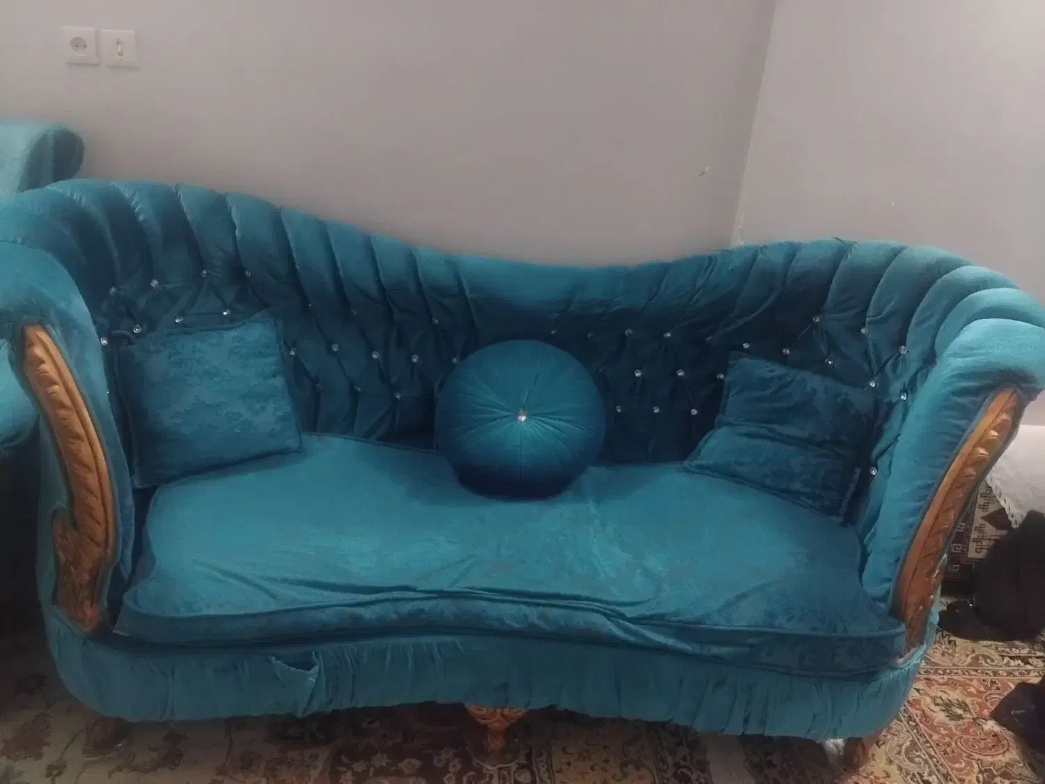 مبل نیمه سلطنتی|مبلمان خانگی و میز عسلی|قوچان, |دیوار