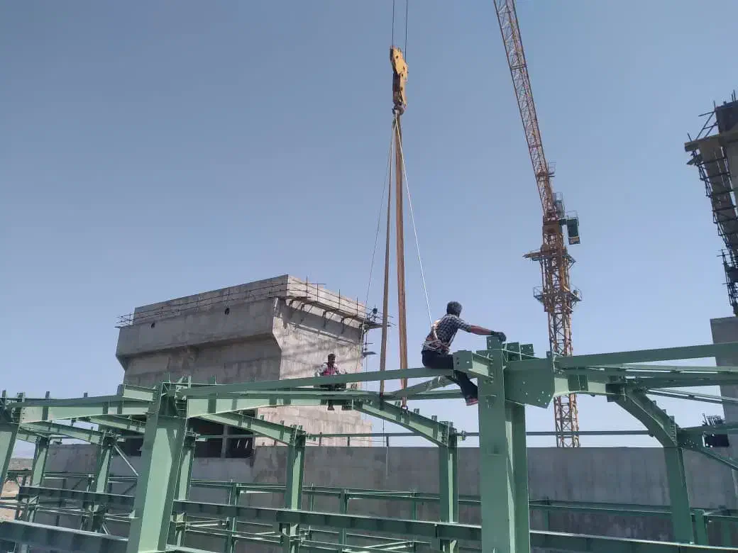 کارخانه ساخت انواع سوله و سازه های فلزی|خدمات پیشه و مهارت|کهریزک, |دیوار