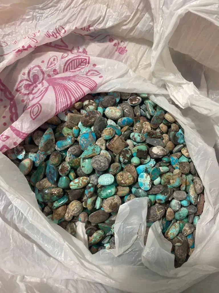 سنگ فیروزه|جواهرات|قشم, |دیوار