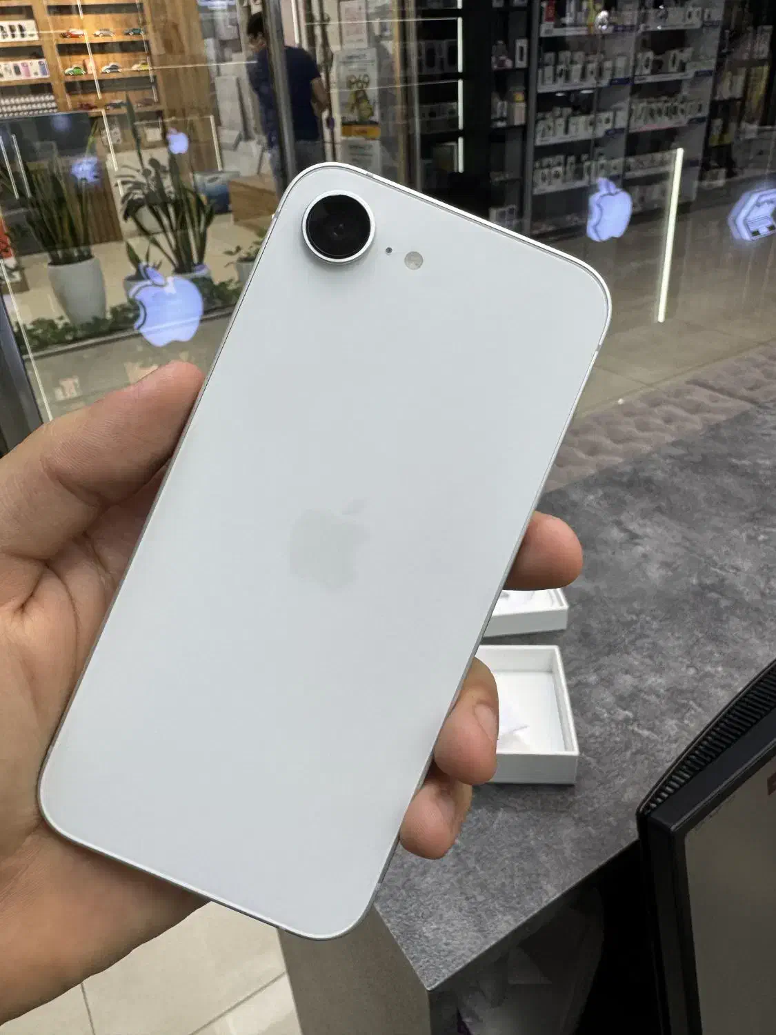 ۱۶e باتری ۱۰۰با طرح بازنشستگان|موبایل|اصفهان, مفتح|دیوار